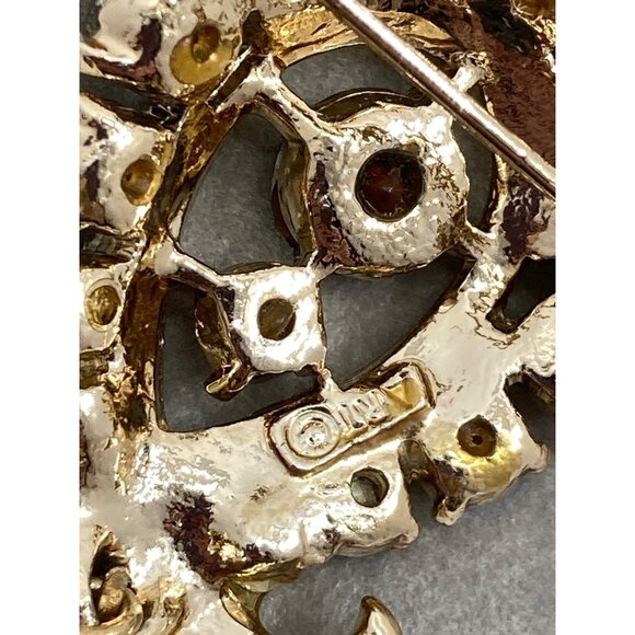 Vintage ART Gold Tone Aurora Borealis Rhinestone Brooch With Teardrop Pendant - Picture 3 of 5